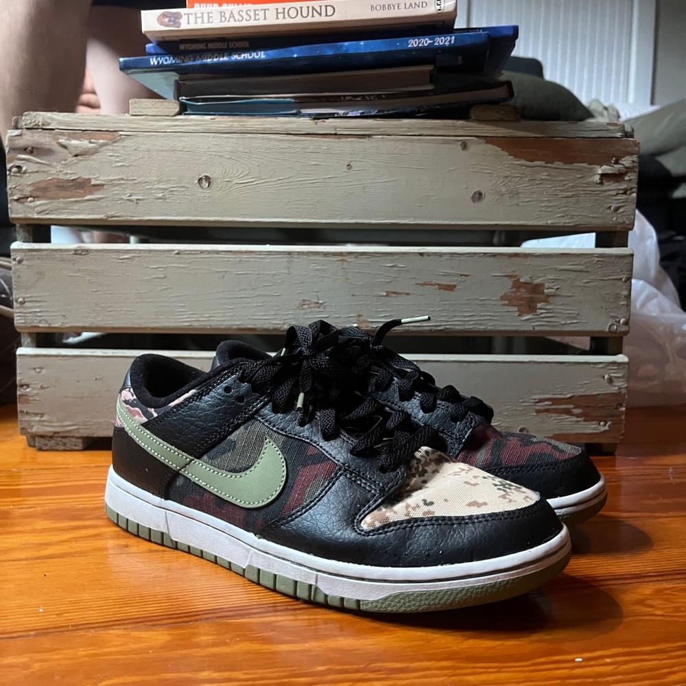 Dunk Low SE GS 'Black Multi-Camo'